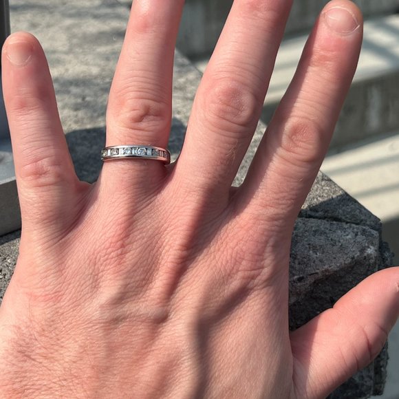 Gorgeous Men's White Gold Diamond Ring - $3,500 Appraisal - Picture 2 of 4